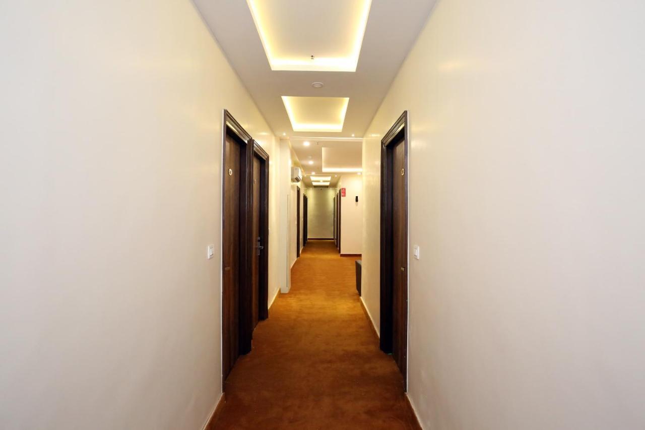 Oyo 9159 Hotel Royal Woodslark Zirakpur Экстерьер фото