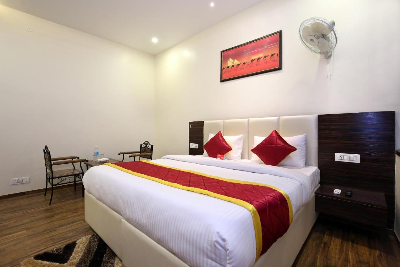 Oyo 9159 Hotel Royal Woodslark Zirakpur Экстерьер фото