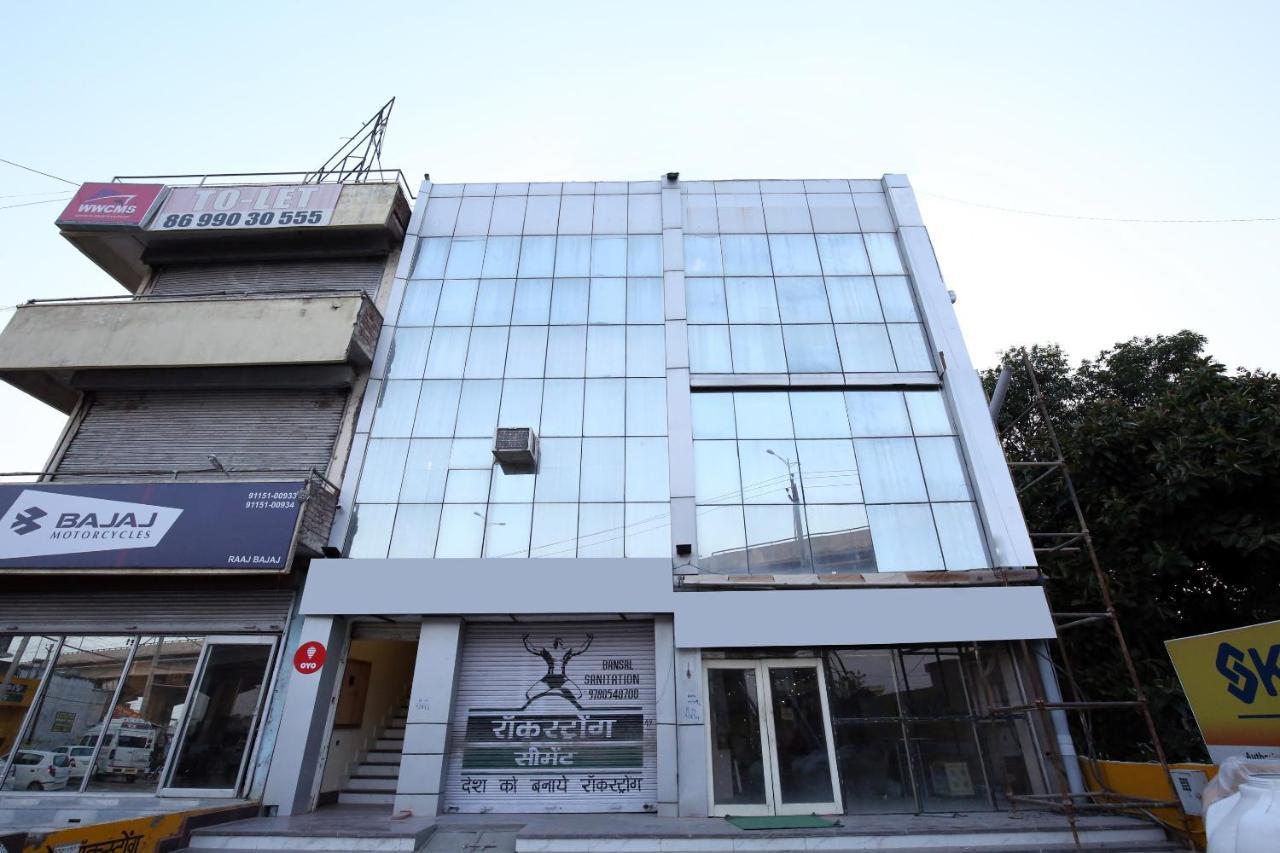 Oyo 9159 Hotel Royal Woodslark Zirakpur Экстерьер фото
